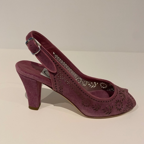 Emma Hope’s Shoes - Picture 2 of 7